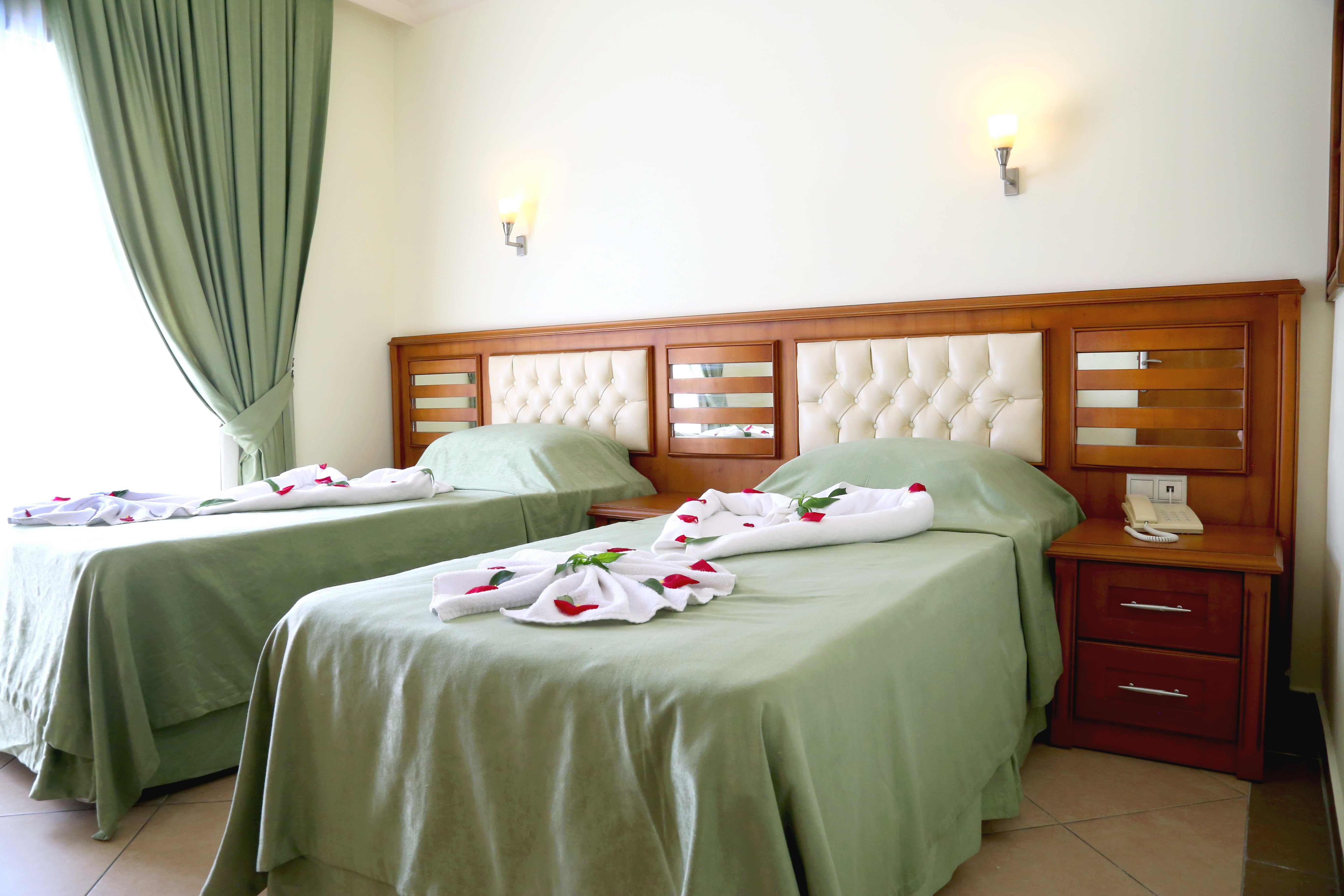 Club Karakas Apart Otel 马尔马里斯 外观 照片