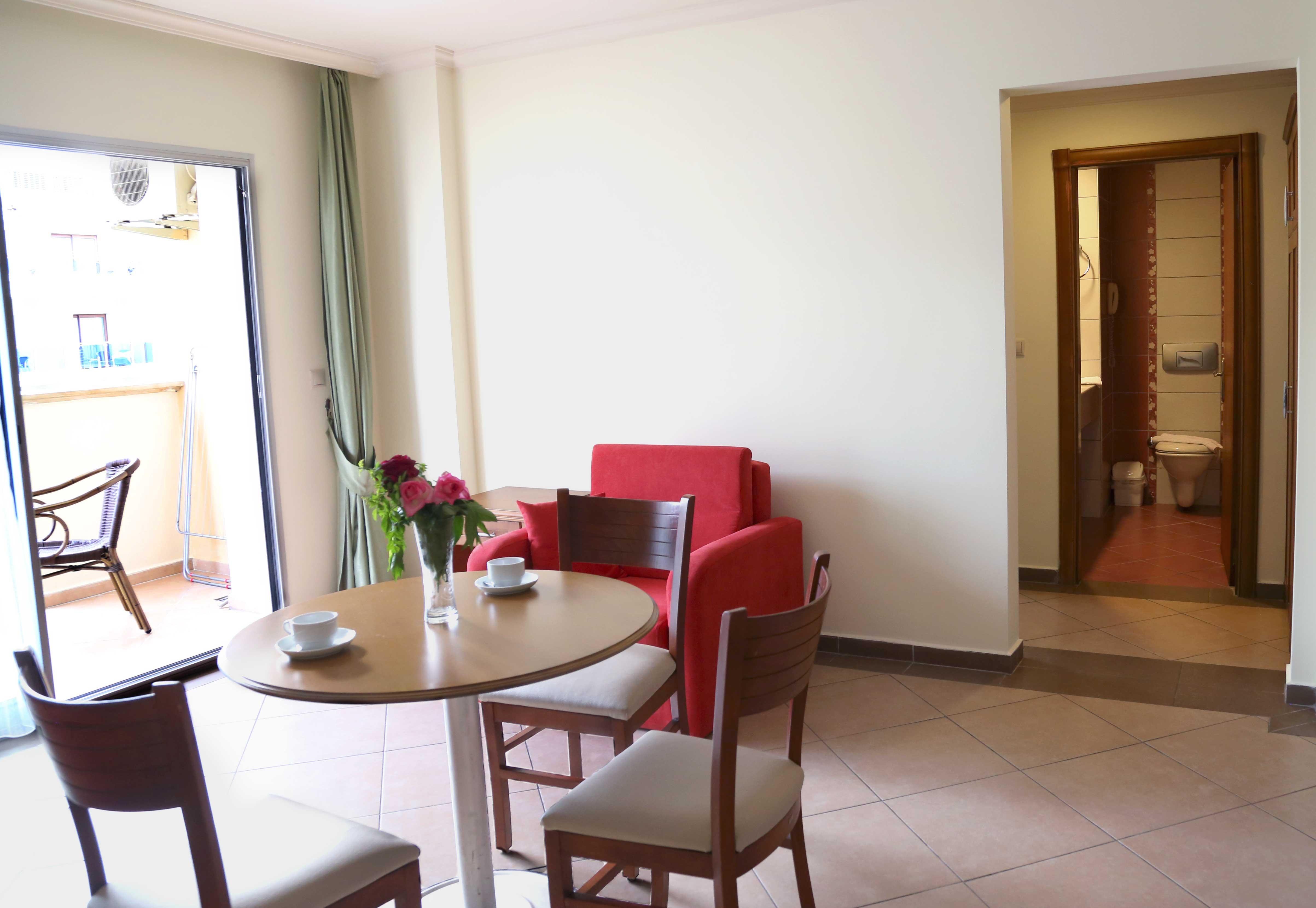Club Karakas Apart Otel 马尔马里斯 外观 照片