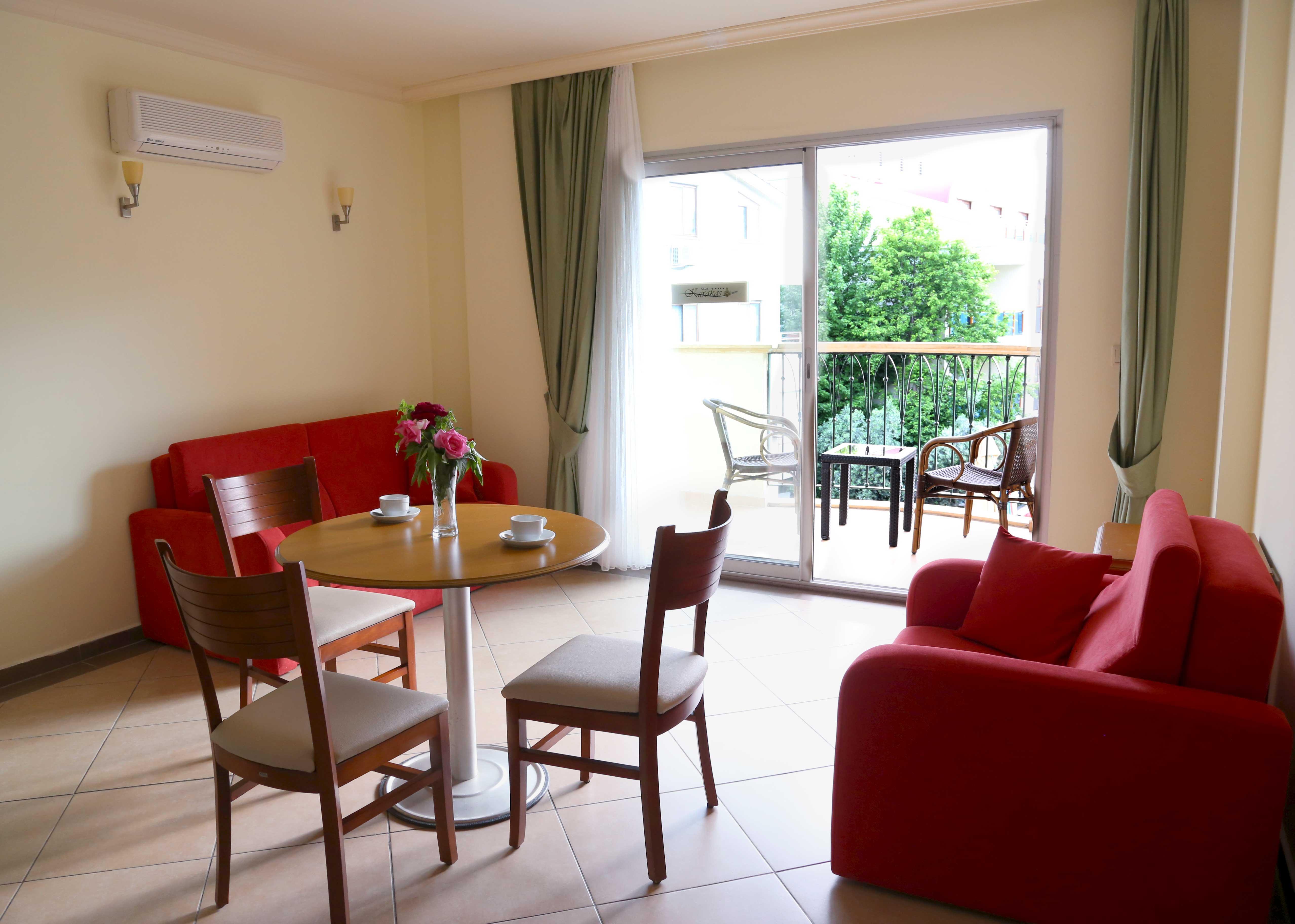 Club Karakas Apart Otel 马尔马里斯 外观 照片