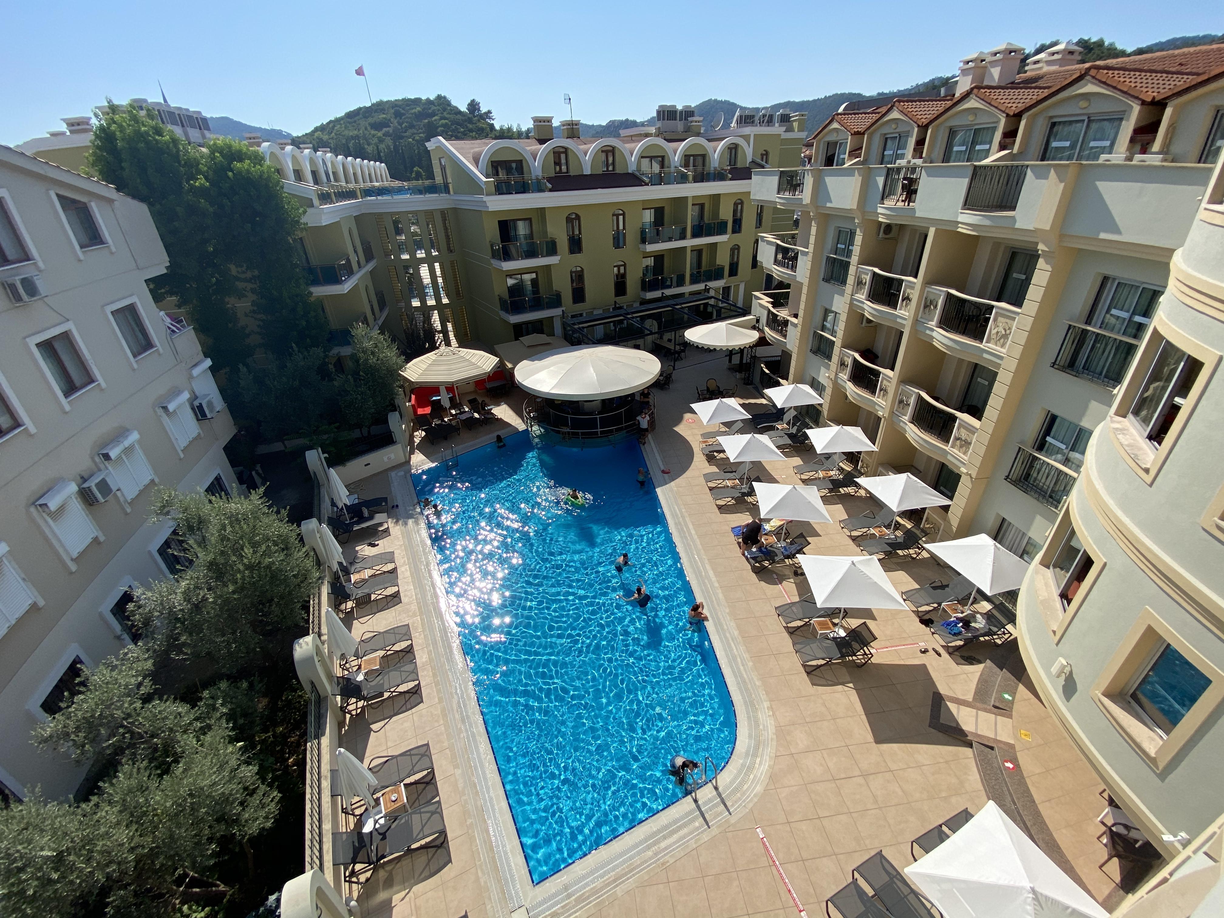 Club Karakas Apart Otel 马尔马里斯 外观 照片